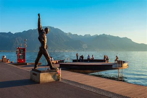 Freddie Mercury Statue in Montreux Editorial Stock Photo - Image of artist, montreux: 186528793