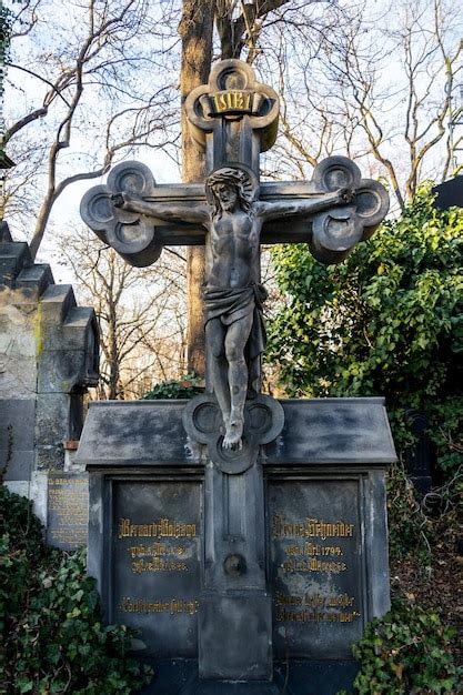 Premium Photo | Beautiful stone jesus christ crucifixion statue on ...