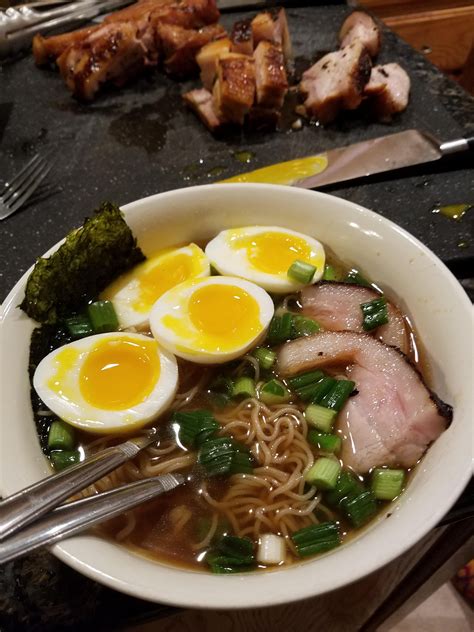 [Homemade] Tonkatsu Ramen for NYE 2018 Think Food, I Love Food, Good Food, Yummy Food, Japan ...