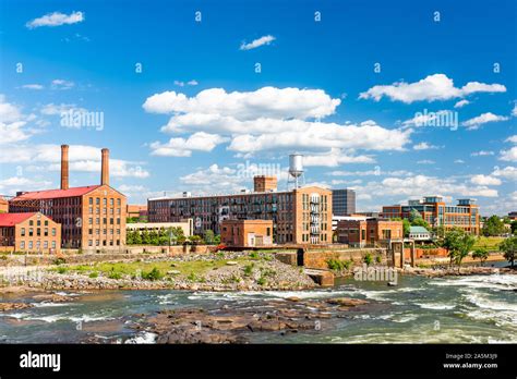 Columbus, Georgia, USA downtown skyline on the river Stock Photo - Alamy