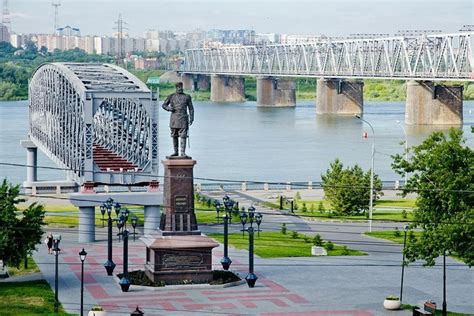 Tripadvisor | Private Stadtrundfahrt in Nowosibirsk mit Bootsfahrt auf dem Fluss Ob (mit dem ...