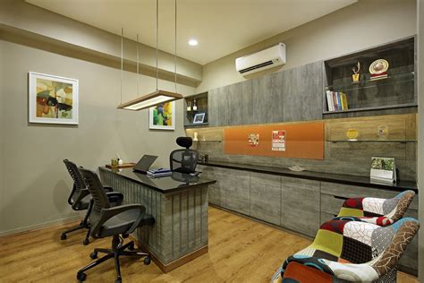 Cabin Small Office Interior Design India - art-whippersnapper