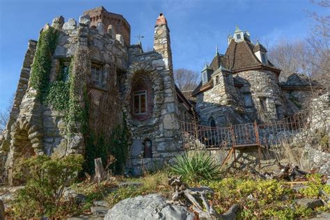 13 magnificent castles in Upstate NY straight out of a fairy tale ...