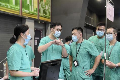 Hong Kong Turns to Foreign-Trained Doctors to Relieve Public Health ...