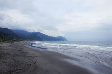 5 Things to Do in Hualien on the East Coast of Taiwan | Yoga, Wine & Travel