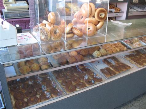 Donut Dip - East Longmeadow, MA | Review & What to Eat