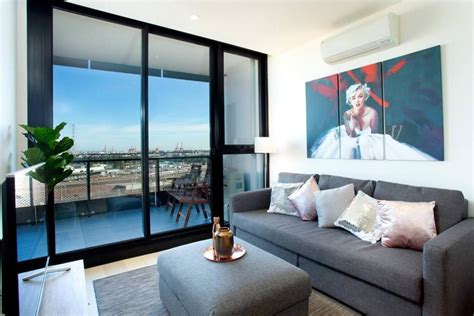 Well-connected North Melbourne Escape with Balcony, Melbourne (updated ...