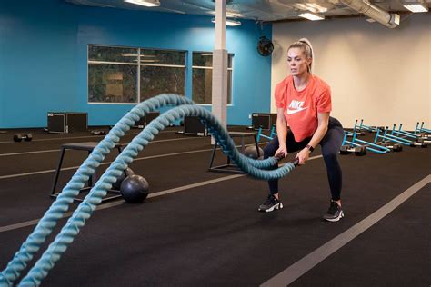 Battle Ropes: What They Are, Their Benefits, and Exercises You Can Do ...