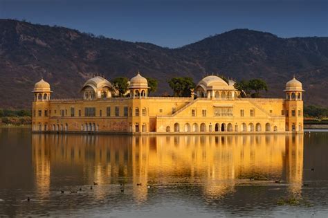 Premium Photo | Jal mahal, the water palace in jaipur, rajasthan, india.