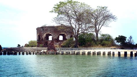 Pulau-Pulau Paling Unik di Kepulauan Seribu - Wisata Pulau Seribu