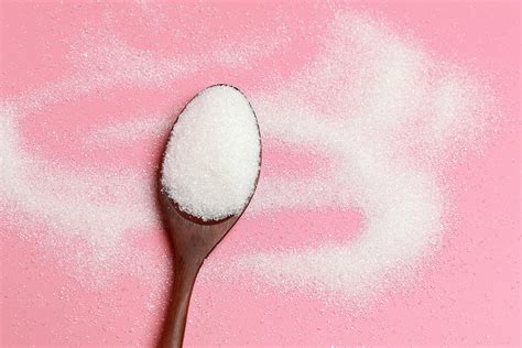 Xylitol Sugar: Benefits & Side-Effects | Calories, Carbs, and Uses