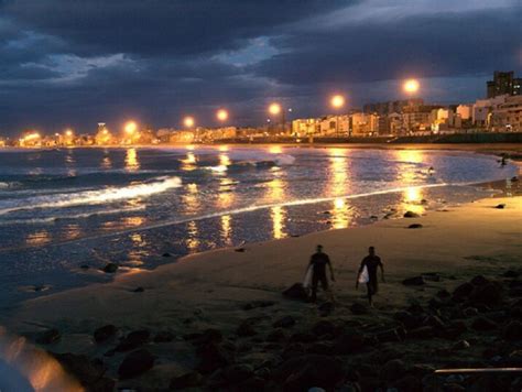 Playa de Las Canteras | Canary islands, Canary island, Gran canaria