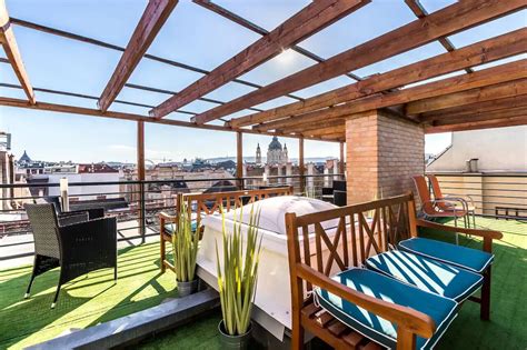 11 Airbnbs in Budapest That Highlight the City's History and Culture