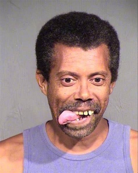 12 funny real mugshots