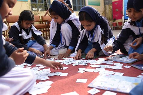 See how education is reaching children in Pakistan | International Rescue Committee (IRC)