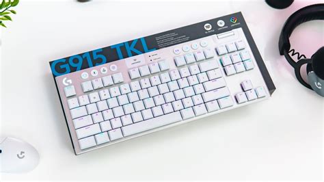 WHITE Logitech G915 TKL Unboxing & Review - YouTube