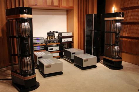 Wizard High-End Audio Blog: Setup: MBL speakers with Soulution, dCS, Kuzma and Aesthetix ...