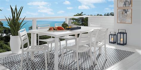 Outdoor Patio Dining Sets: Table & Chairs