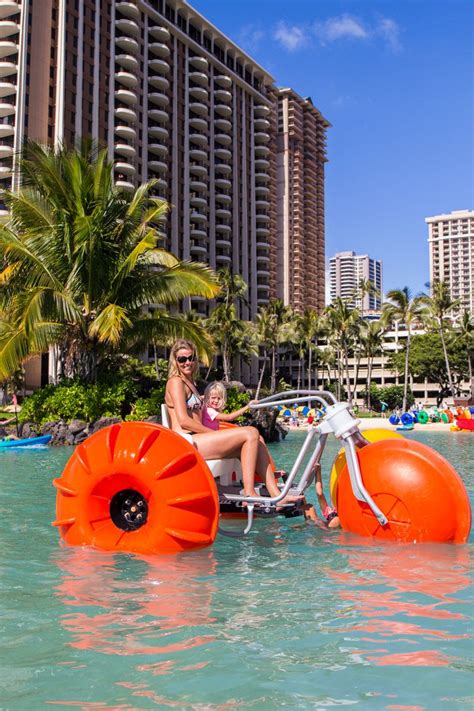 The Captivating Hilton Hawaiian Village Hotel, Waikiki Beach (video ...