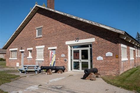 Learning About the Battle of Plattsburgh at the War of 1812 Museum - Uncovering New York