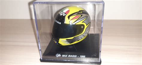 Max Biaggi 1995 AGV - Moto Diecast