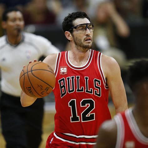 Kirk Hinrich Injury: Updates on Bulls Guard's Toe and Return | News ...