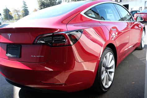 2019 Tesla Model 3 (Multicoat Red) — DETAILERSHIP™