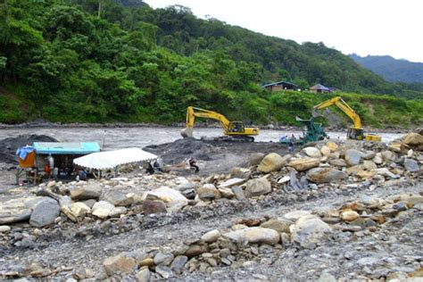 Tambang Emas Di Papua