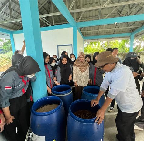 Tim Eco-Green Campus UIN Raden Fatah Sinergikan Pemanfaatan Eco-Enzym – Ecogreen Campus UIN ...