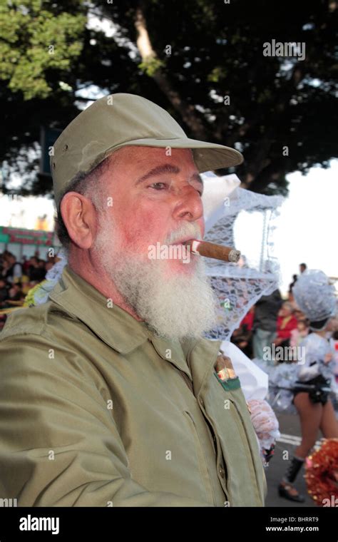 Fidel castro costume hi-res stock photography and images - Alamy