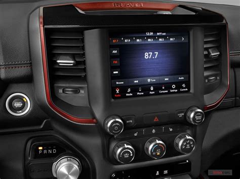 2021 Ram 1500: 212 Interior Photos | U.S. News