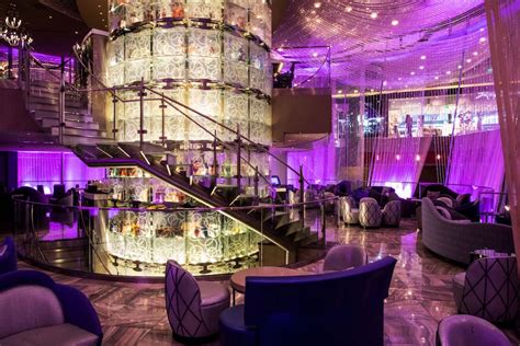 The Best Restaurants and Bars at The Cosmopolitan Hotel Las Vegas