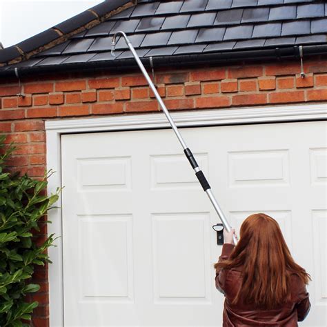 Telescopic Gutter Cleaner | Bonningtons