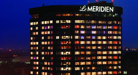 Le Meridien Hotel New Delhi - Indian Holiday