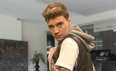 The History Of Kate McKinnon's Justin Bieber On 'Saturday Night Live'