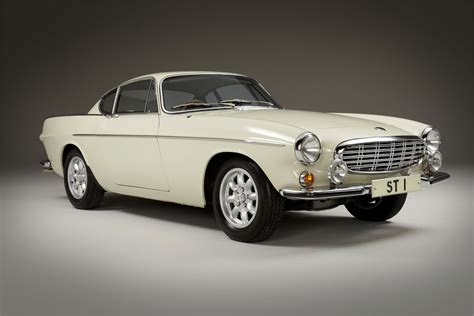 Volvo Cars brings Sir Roger Moore’s 1800 S to Techno-Classica classic ...