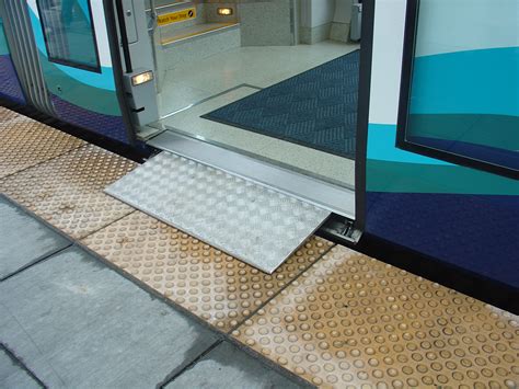 File:Wheelchair Ramp for a Tacoma Link streetcar.jpg - Wikipedia