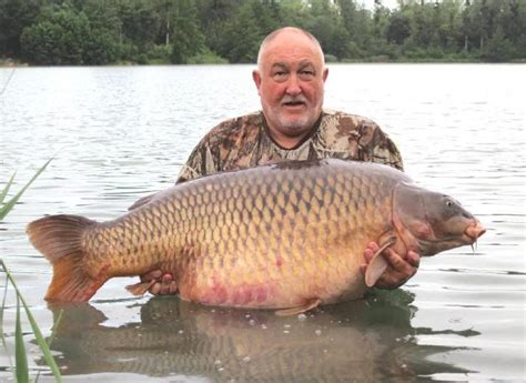 New world record common carp 88lb 2oz at Les Teillatts in France