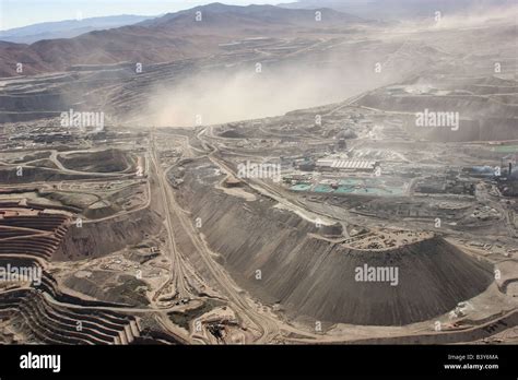 copper mine atacama desert Chile Calama mining open pit Stock Photo: 19652314 - Alamy