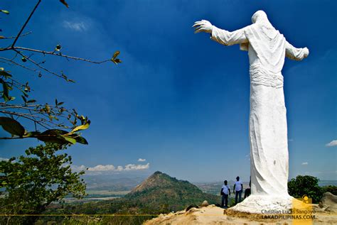 TARLAC | The True Cross at Monasterio De Tarlac - Lakad Pilipinas