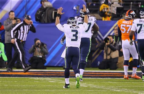 Seattle Seahawks beat Denver Broncos 43-8 to win Super Bowl XLVIII