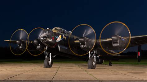 Free Wallpapers avro lancaster heavy four-engine bomber