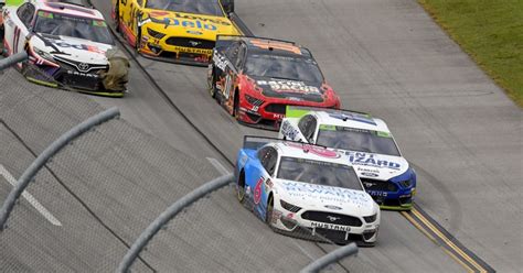 Talladega Throwback: Ryan Blaney wins by inches over Ryan Newman