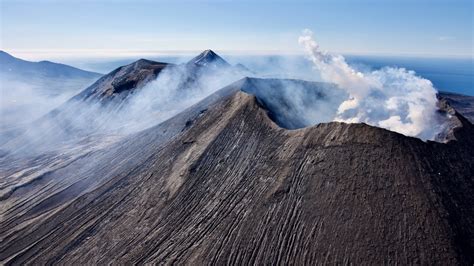 Alaska Semisopochnoi Volcano Eruption Update; New Explosive Eruption ...