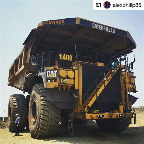 Cat 797F | Dump trucks, Big trucks, Heavy equipment