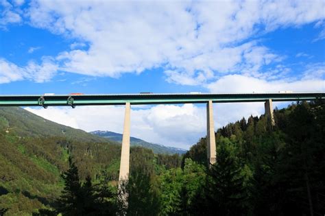 Premium Photo | Europa bridge near innsbruck highest bridge in europe