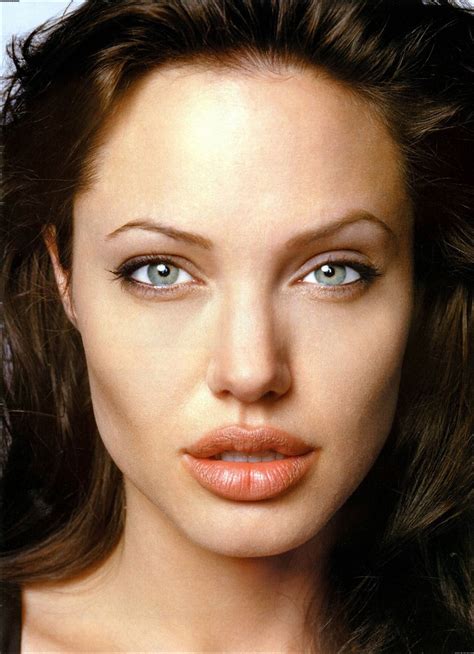 Angelina Jolie's - sumptuous lips Angelina Jolie Photoshoot, Angelina ...