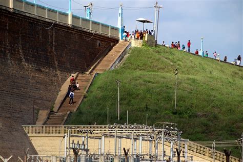 vaigai dam | People visiting Vaigai Dam in Theni, Tamilnadi,… | Flickr