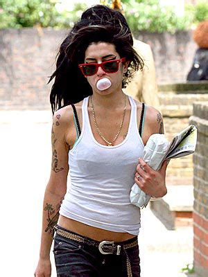 A Tribute to Amy Winehouse: Music and Fashion - Sunglasses and Style ...