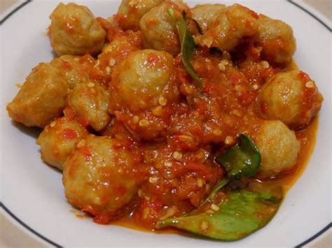 Resep Pentol Mercon, Pencinta Makanan Pedas Pasti Ketagihan! - GenPI.co